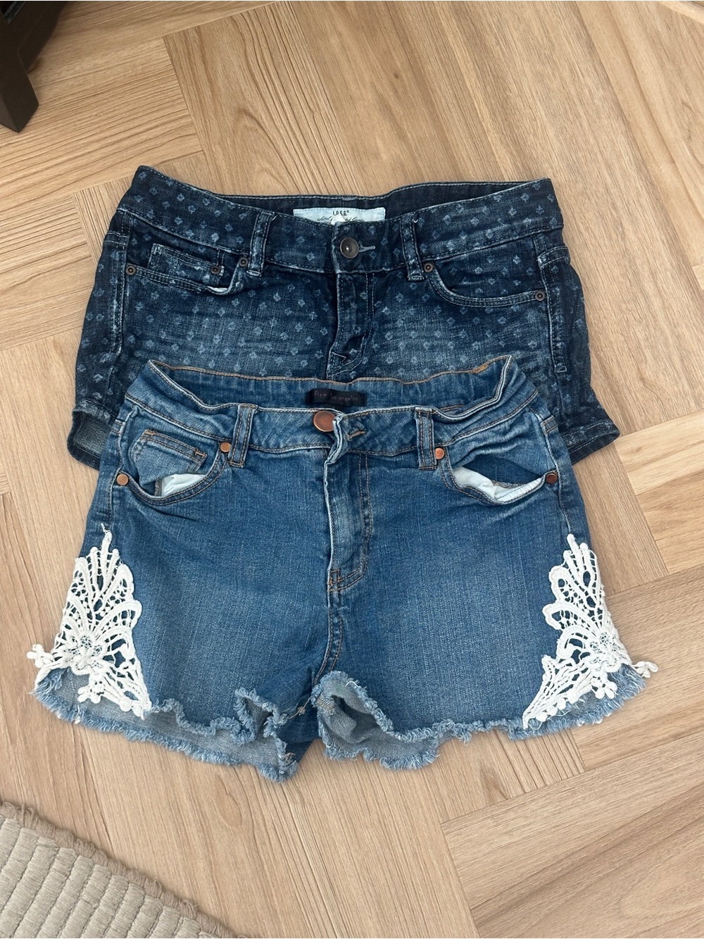 Women’s Blue Denim Lace-Trim Shorts